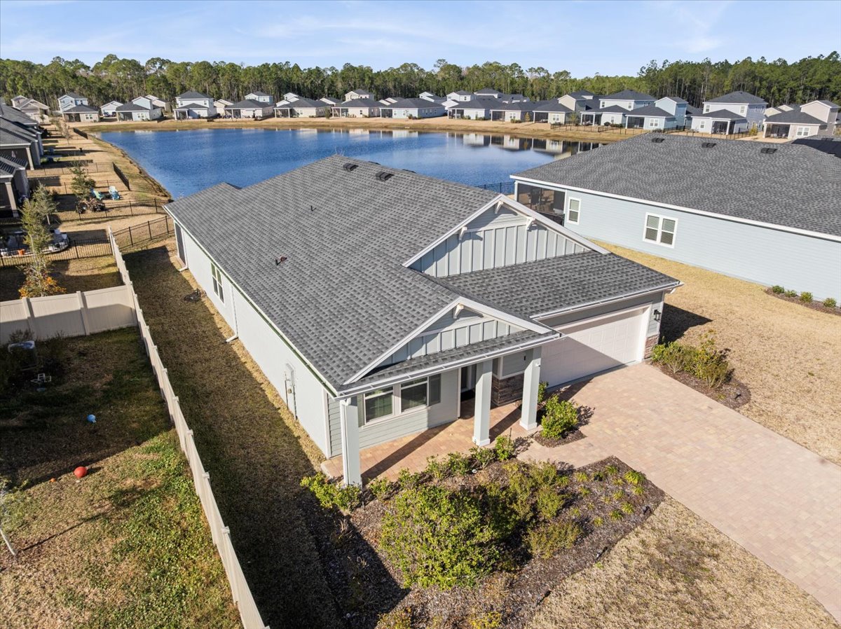 100 Lake Sinclair Street